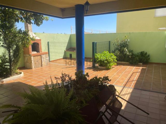 Chalet, Poblete
