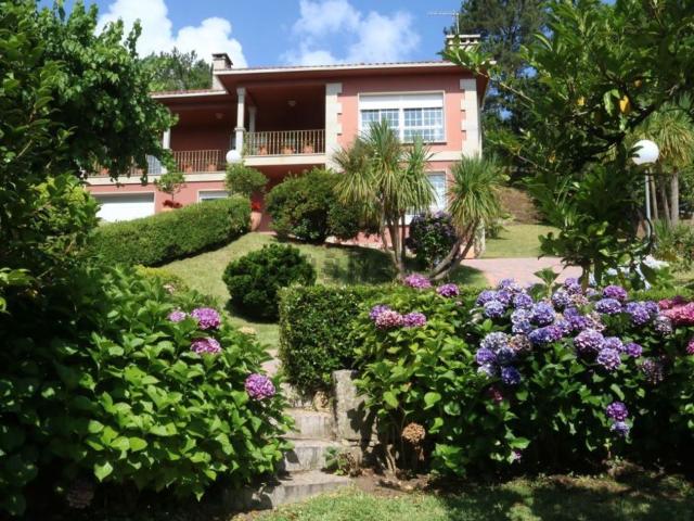 Chalet, Poio