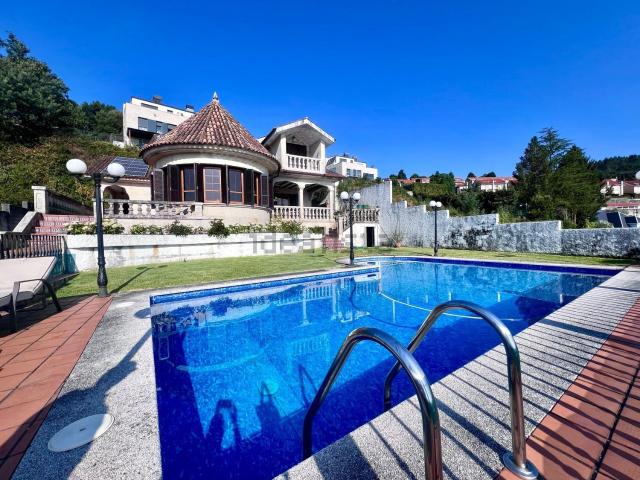 Chalet, Poio