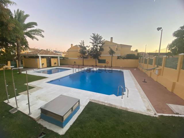 Chalet, Polígonos Recinto Ferial, Málaga