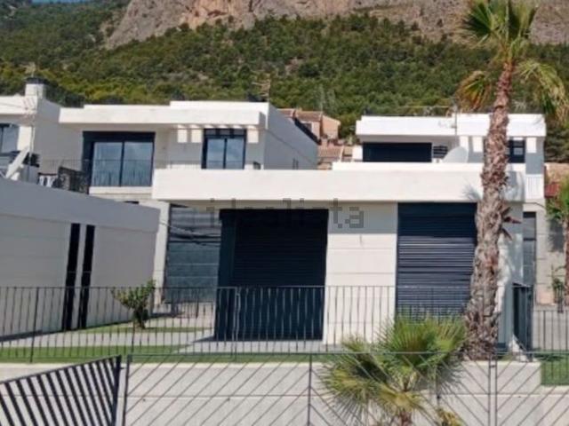 Chalet, Polop