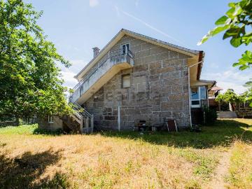 Chalet, Ponteareas