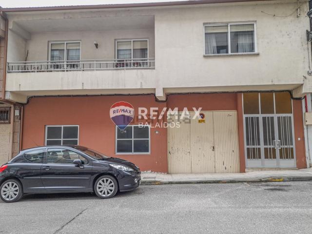 Chalet, Ponteareas