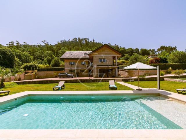 Chalet, Ponteareas