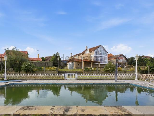 Chalet, Ponteareas