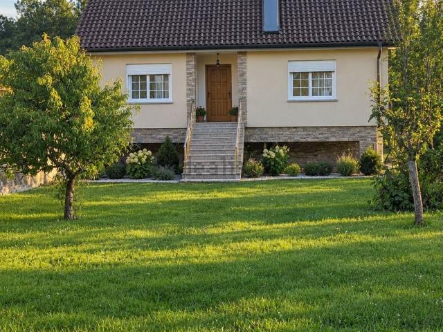 Chalet, Ponteareas