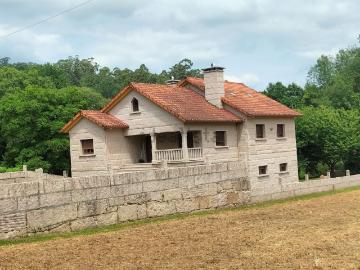 Chalet, Ponteareas