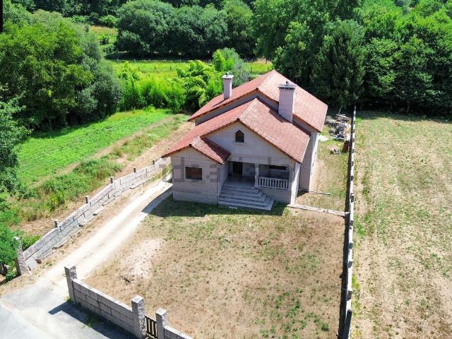Chalet, Ponteareas