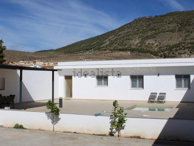 Chalet, Padul