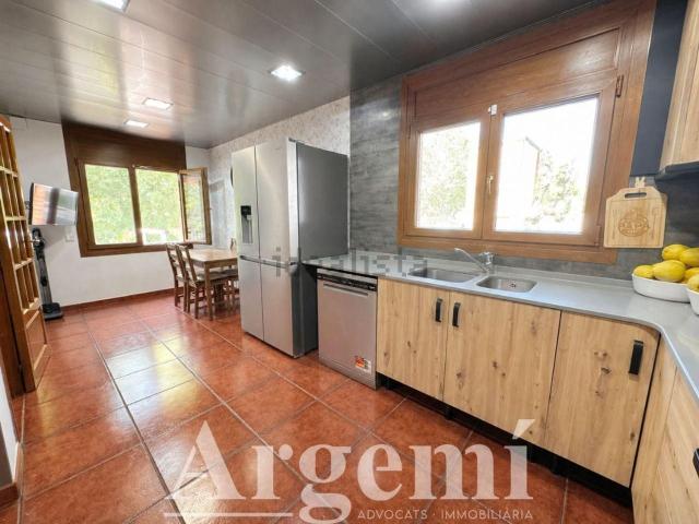 Chalet, Palau Solità i Plegamans