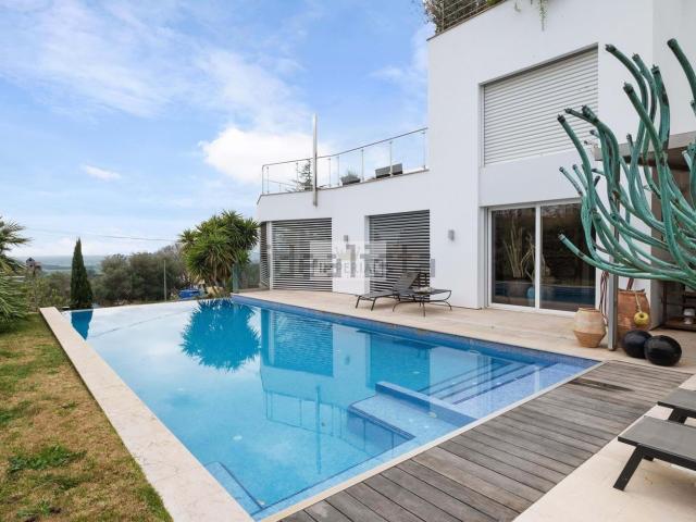 Chalet, Palau Saverdera