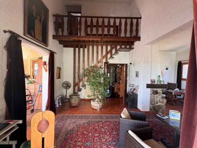 Chalet, Palau Saverdera