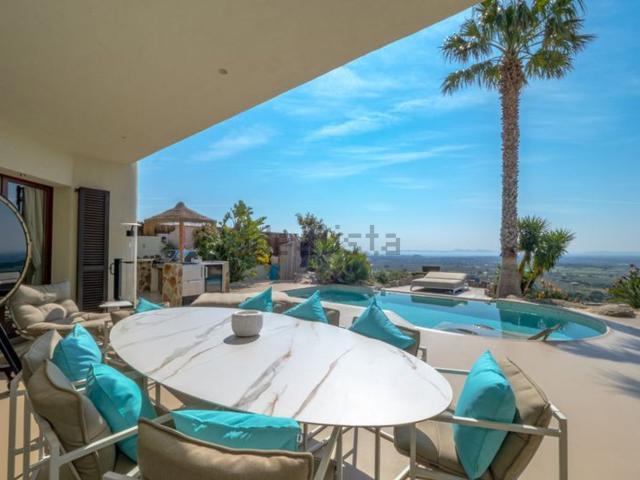 Chalet, Palau Saverdera