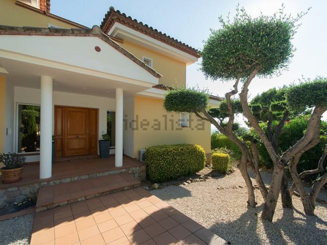 Chalet, Palau Saverdera