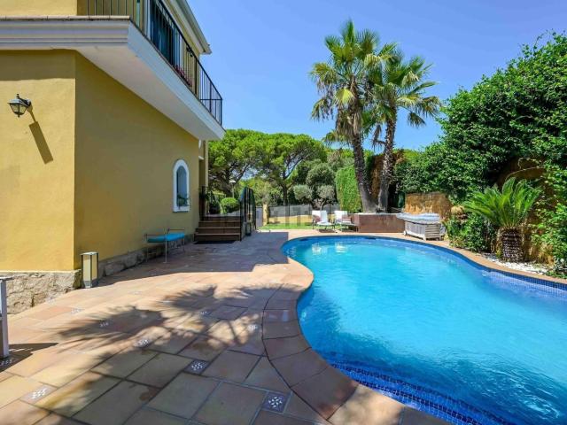 Chalet, Sant Julià de Ramis