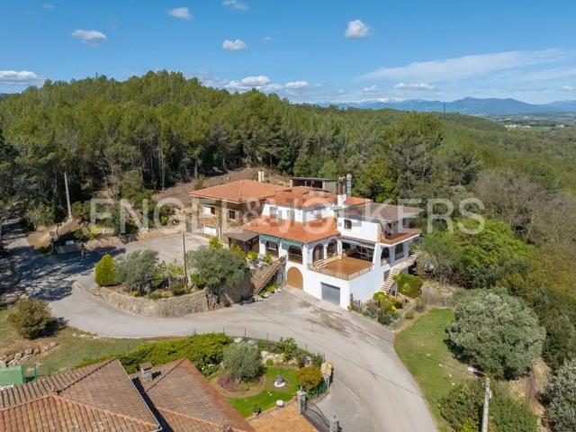 Chalet, Palol de Revardit