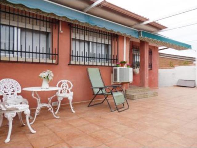 Chalet pareado Venta Villa del Prado, Villa del Prado