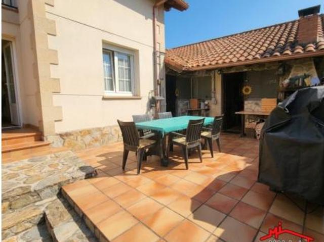 Chalet pareado Venta Voto, Rada