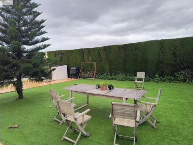 Chalet pareado Venta Alcalá del Río, Alcalá del Río