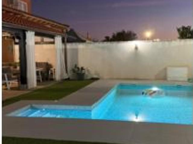 Chalet pareado Venta Carranque, Carranque