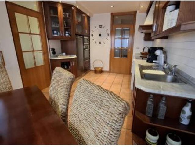 Chalet pareado Venta Oleiros, Perillo