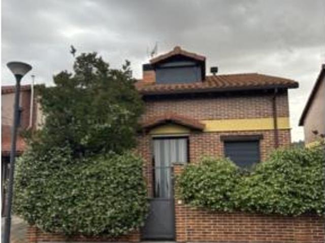 Chalet pareado Venta Renedo de Esgueva, Renedo de Esgueva