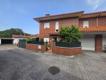 Chalet pareado Venta Reocín, Villapresente
