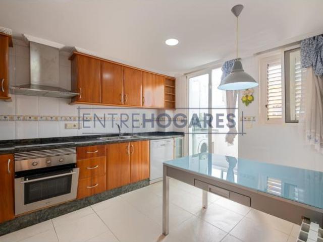 CHALET PAREADO A LA VENTA EN MASIAS
