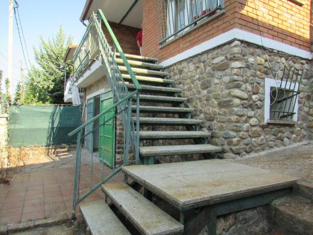 CHALET PAREADO A REFORMAR CON PRECIOSAS VISTAS JUNTO AL PARQUE NATURAL