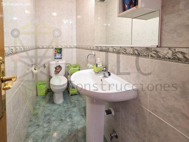 Chalet pareado de 177 m2 con piscina por 395.000 €