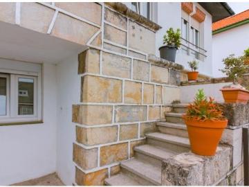 Chalet Pareado de 263m2 con 2 Viviendas Independientes en Ciudad Jardín