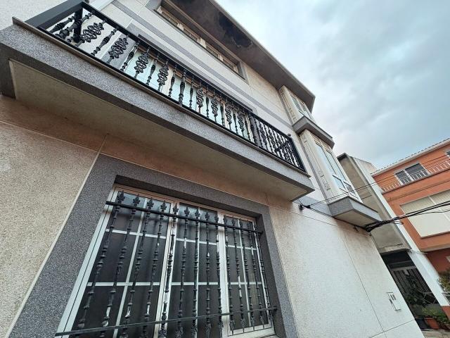 Chalet pareado en venta, Cariño, La Coruña