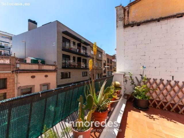 Chalet pareado en venta en Barcelona con Jardín y terraza y 3 dormitorios