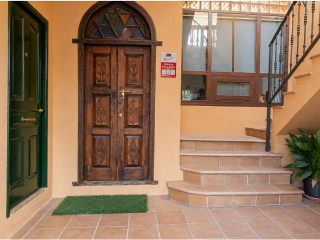 Chalet pareado en venta en Calle Lágrima