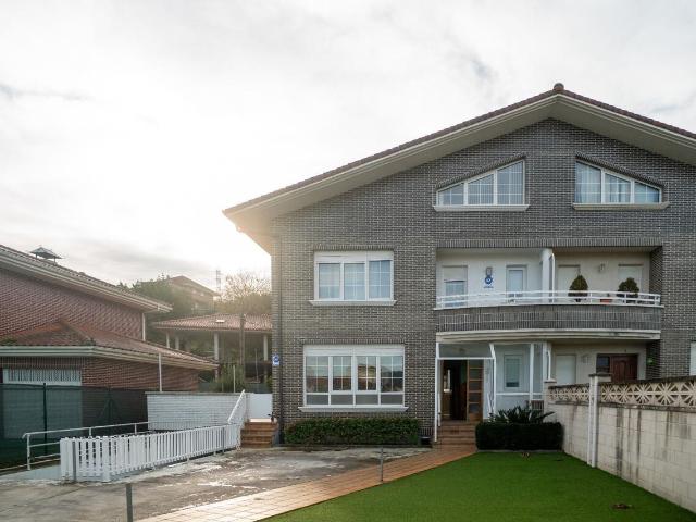 Chalet pareado en venta, Laredo, Cantabria