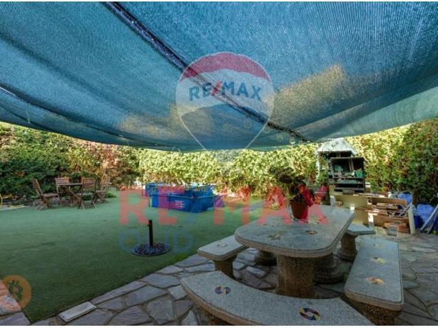 Chalet Pareado en Villaralbo: Espacio, Confort y Seguridad Jurídica