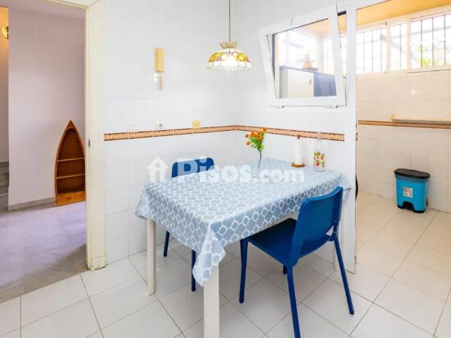 Chalet pareado en alquiler en Avenida del Golf