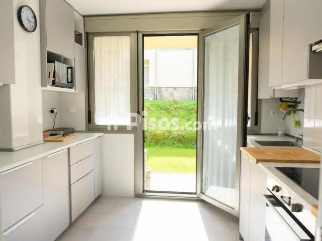 Chalet pareado en alquiler en Calle Revilla