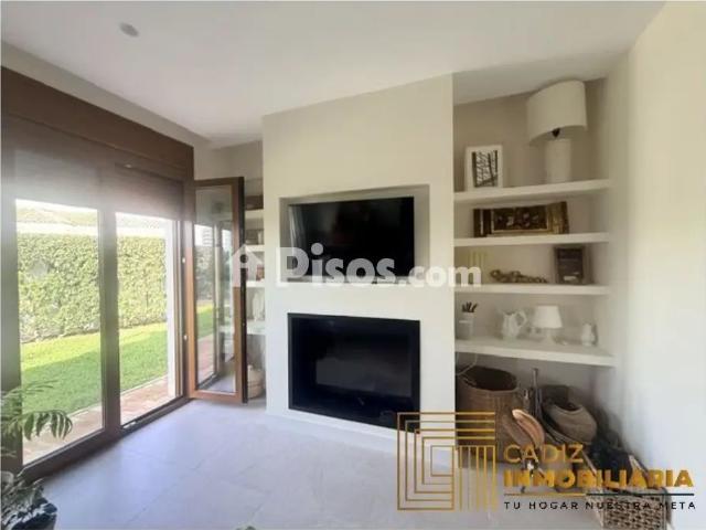 Chalet pareado en alquiler en El Buzo