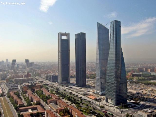 CHALET PAREADO EN NUEVA ESPAÑA