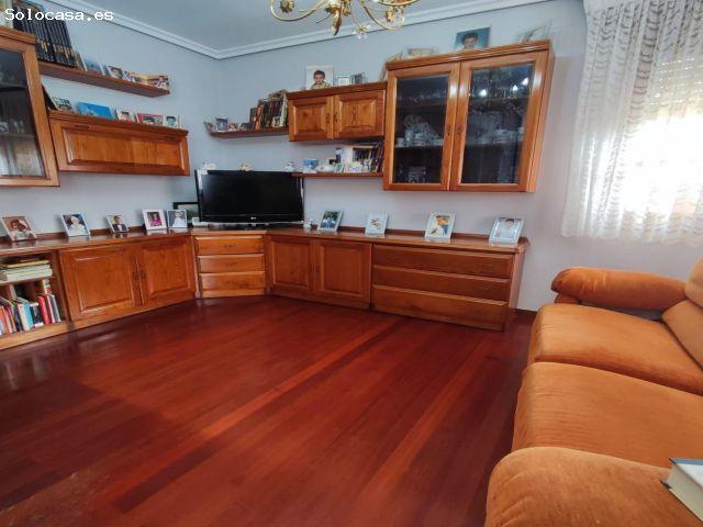 Chalet pareado en Socobio Castañeda