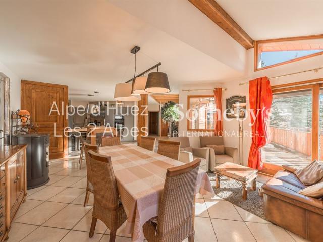 Chalet Partage Spacieux bien proche des pistes des 2 Alpes