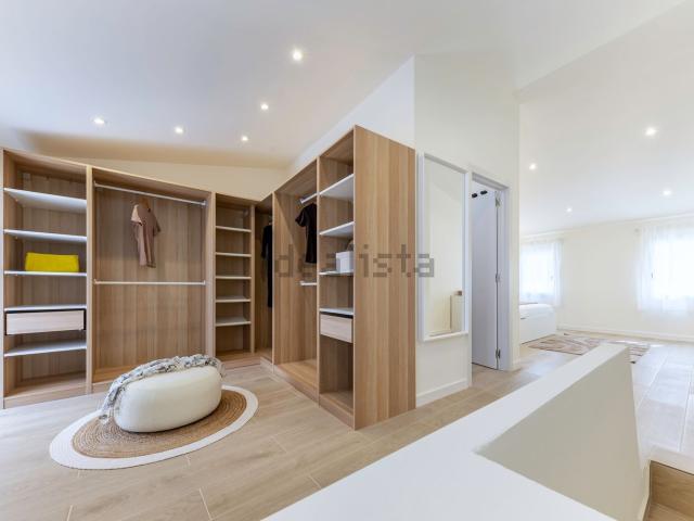 Chalet, Pego