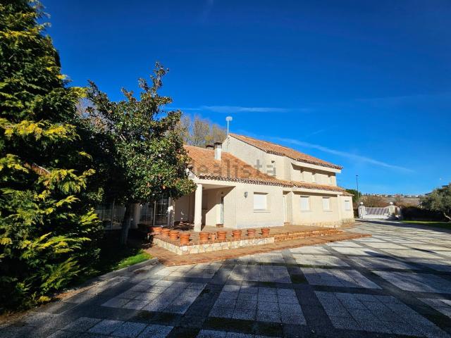 Chalet, Pelabravo