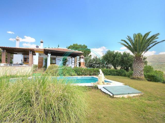 Chalet, Periana