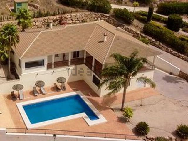 Chalet, Periana