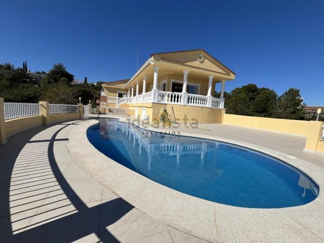 Chalet, Peñíscola