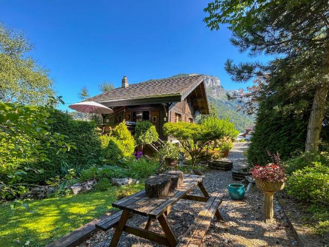 Chalet pittoresque de 4 chambres à vendre à Sixt Fer à Cheval