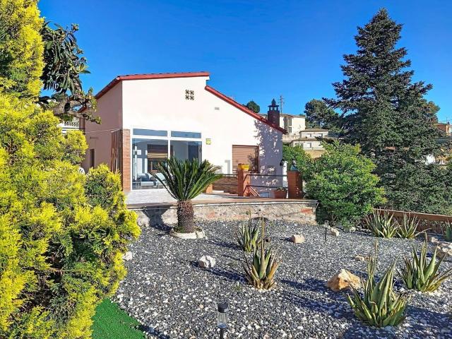 Chalet, Piera