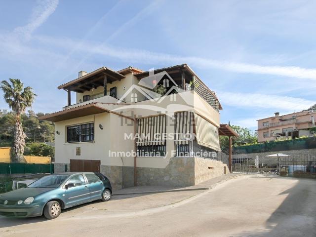 Chalet, Piera